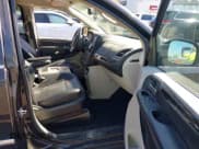 ✅ 2014 Chrysler Town & Country Touring • VIN: 2C4RC1BG4ER423675 • Лот: 43691551. Опубликован ранее на IAAI с пробегом 147 561 миль. Бесплатный доступ к архиву аукционных продаж из США и подробный отчёт об истории автомобиля на DreamBid. Изображение 5.