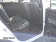 ✅ 2022 Volkswagen Atlas SE • VIN: 1V2JE2CAXNC211975 • Lot: 41668404. Wystawiony na IAAI z przebiegiem 17 983 mil. Bezpłatny archiwum sprzedaży aukcyjnych z USA i szczegółowy raport historii pojazdu na DreamBid. Zdjęcie 8.