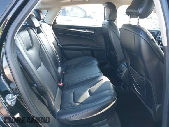 ✅ 2017 Ford Fusion Hybrid Titanium • VIN: 3FA6P0RU4HR357758 • Лот: 43474937. Опубликован ранее на IAAI с пробегом 190 369 миль. Бесплатный доступ к архиву аукционных продаж из США и подробный отчёт об истории автомобиля на DreamBid. Изображение 8.