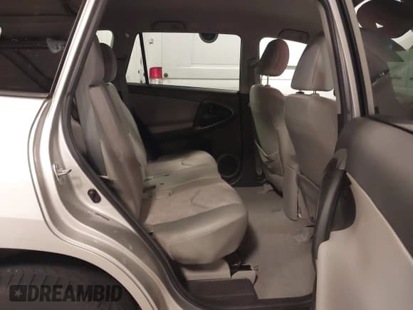 ✅ 2011 Toyota RAV4 • VIN: 2T3BF4DV8BW163417 • Lot: 43177322. Listed on IAAI with 190,648 mi. Free auction sales archive from the USA and detailed vehicle history report at DreamBid. Image 8.