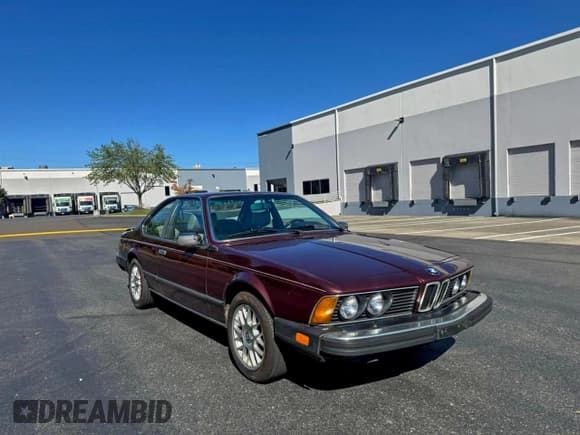 ✅ 1984 BMW 6 Series • VIN: WBAEB7402E6728083 • Lot: 94196905. Wystawiony na Copart z przebiegiem 291 737 mil. Bezpłatny archiwum sprzedaży aukcyjnych z USA i szczegółowy raport historii pojazdu na DreamBid. Zdjęcie 1.