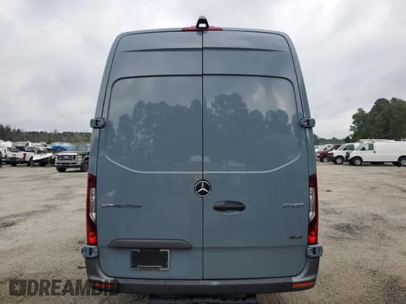 ✅ 2022 Mercedes-Benz Sprinter • VIN: W1Y4EDVY6NT099093 • Лот: 81615915. Опубликован ранее на Copart с пробегом 3 453 миль. Бесплатный доступ к архиву аукционных продаж из США и подробный отчёт об истории автомобиля на DreamBid. Изображение 6.