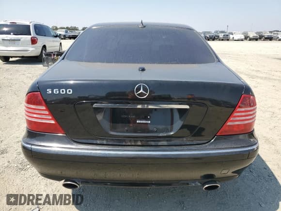 ✅ 2006 Mercedes-Benz S • VIN: WDBNG76J26A466072 • Lot: 64801735. Wystawiony na Copart z przebiegiem 83 943 mil. Bezpłatny archiwum sprzedaży aukcyjnych z USA i szczegółowy raport historii pojazdu na DreamBid. Zdjęcie 6.