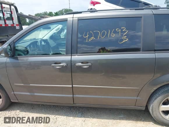 2010 Dodge Grand Caravan Hero с VIN 2D4RN3D14AR332658, выставлен на аукционе IAAI как лот 42701693 с пробегом 155 371 миль миль и . История ставок и продаж доступна на DreamBid. Изображение 15.