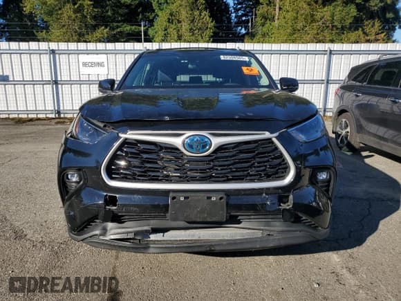 ✅ 2023 Toyota Highlander Hybrid LE • VIN: 5TDZARAH3PS021221 • Лот: 82508505. Опубликован ранее на Copart с пробегом Не указан. Бесплатный доступ к архиву аукционных продаж из США и подробный отчёт об истории автомобиля на DreamBid. Изображение 5.