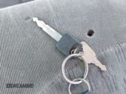 ✅ 1999 Ford F-250 XL • VIN: 1FTNX21F8XED24505 • Lot: 42428454. Listed on IAAI with 264,975 mi. Free auction sales archive from the USA and detailed vehicle history report at DreamBid. Image 11.