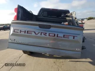 ✅ 2021 Chevrolet Silverado 1500 LT Trail Boss • VIN: 1GCPYFED4MZ134789 • Lot: 71929704. Wystawiony na Copart z przebiegiem 48 400 mil. Bezpłatny archiwum sprzedaży aukcyjnych z USA i szczegółowy raport historii pojazdu na DreamBid. Zdjęcie 6.