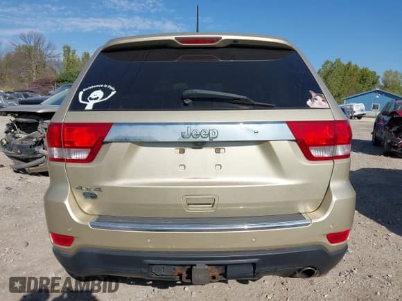 ✅ 2012 Jeep Grand Cherokee Overland • VIN: 1C4RJFCG9CC148618 • Лот: 43345666. Опубликован ранее на IAAI с пробегом 196 675 миль. Бесплатный доступ к архиву аукционных продаж из США и подробный отчёт об истории автомобиля на DreamBid. Изображение 16.