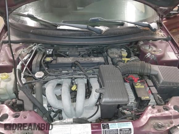 ✅ 2000 Dodge Stratus SE • VIN: 1B3EJ46X5YN155058 • Lot: 43867718. Listed on IAAI with 84,502 mi. Free auction sales archive from the USA and detailed vehicle history report at DreamBid. Image 10.