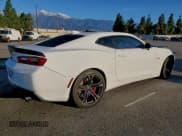 ✅ 2018 Chevrolet Camaro 1SS • VIN: 1G1FE1R78J0158596 • Lot: 93985195. Wystawiony na Copart z przebiegiem 53 218 mil. Bezpłatny archiwum sprzedaży aukcyjnych z USA i szczegółowy raport historii pojazdu na DreamBid. Zdjęcie 3.