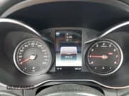 ✅ 2018 Mercedes-Benz C 300 • VIN: WDDWJ4KB6JF676292 • Lot: 62071375. Wystawiony na Copart z przebiegiem 89 615 mil. Bezpłatny archiwum sprzedaży aukcyjnych z USA i szczegółowy raport historii pojazdu na DreamBid. Zdjęcie 9.