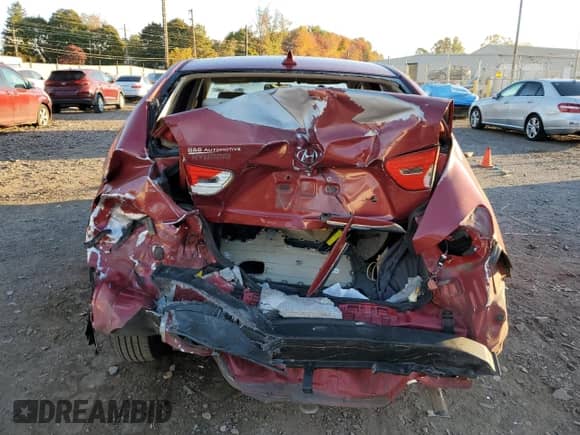 2010 Hyundai Elantra GLS z VIN KMHDU4ADXAU156633, wystawiony jako Copart lot #77080374 z przebiegiem 187 320 mil mil oraz Szkoda całkowita • Salvage title. Historia ofert i sprzedaży dostępna na DreamBid. Obrazek 6.