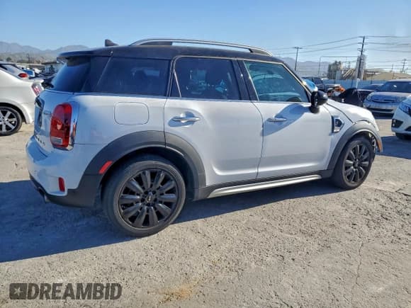 ✅ 2017 MINI Countryman Cooper S • VIN: WMZYT3C37H3D98161 • Lot: 95996235. Wystawiony na Copart z przebiegiem 62 846 mil. Bezpłatny archiwum sprzedaży aukcyjnych z USA i szczegółowy raport historii pojazdu na DreamBid. Zdjęcie 3.