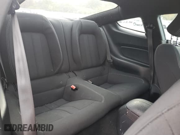 ✅ 2020 Ford Mustang GT • VIN: 1FA6P8CF7L5145196 • Lot: 86704775. Wystawiony na Copart z przebiegiem 19 205 mil. Bezpłatny archiwum sprzedaży aukcyjnych z USA i szczegółowy raport historii pojazdu na DreamBid. Zdjęcie 10.