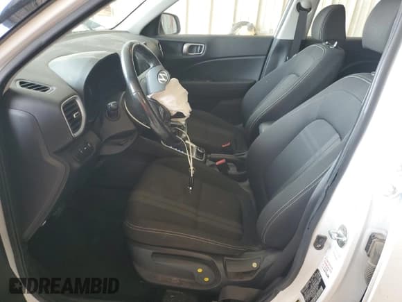 ✅ 2021 Hyundai Venue SEL • VIN: KMHRC8A34MU106046 • Lot: 54178045. Listed on Copart with 67,612 mi. Free auction sales archive from the USA and detailed vehicle history report at DreamBid. Image 7.