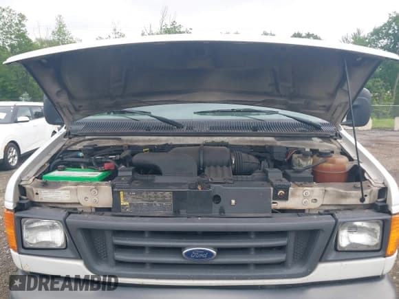 ✅ 2007 Ford Econoline Cargo Commercial • VIN: 1FTNE24W87DB00058 • Лот: 42342560. Опубликован ранее на IAAI с пробегом 283 309 миль. Бесплатный доступ к архиву аукционных продаж из США и подробный отчёт об истории автомобиля на DreamBid. Изображение 10.