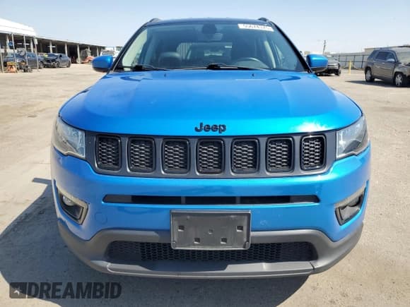 ✅ 2020 Jeep Compass Latitude • VIN: 3C4NJCBB4LT229808 • Lot: 55674375. Listed on Copart with 48,892 mi. Free auction sales archive from the USA and detailed vehicle history report at DreamBid. Image 5.