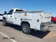 ✅ 2004 GMC Sierra 2500 SL • VIN: 1GDHC24U54E244508 • Lot: 42110629. Wystawiony na IAAI z przebiegiem Nie podano. Bezpłatny archiwum sprzedaży aukcyjnych z USA i szczegółowy raport historii pojazdu na DreamBid. Zdjęcie 3.