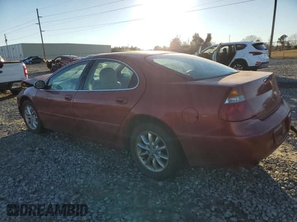 ✅ 2003 Chrysler 300M M • VIN: 2C3HE66G63H535527 • Lot: 84833024. Wystawiony na Copart z przebiegiem 162 089 mil. Bezpłatny archiwum sprzedaży aukcyjnych z USA i szczegółowy raport historii pojazdu na DreamBid. Zdjęcie 2.