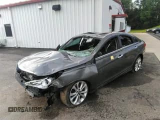 ✅ 2013 Hyundai Sonata SE • VIN: 5NPEC4AB2DH727315 • Lot: 42917615. Listed on IAAI with Not provided. Free auction sales archive from the USA and detailed vehicle history report at DreamBid. Image 2.