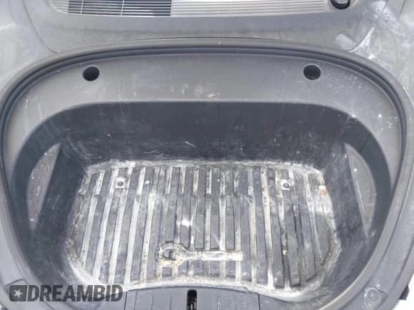 ✅ 2021 Tesla Model 3 Long Range • VIN: 5YJ3E1EB4MF010097 • Lot: 41546083. Wystawiony na IAAI z przebiegiem 128 710 mil. Bezpłatny archiwum sprzedaży aukcyjnych z USA i szczegółowy raport historii pojazdu na DreamBid. Zdjęcie 10.