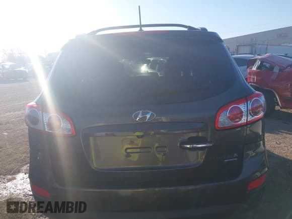 ✅ 2011 Hyundai Santa Fe Limited • VIN: 5XYZK4AG6BG074699 • Лот: 43347380. Опубликован ранее на IAAI с пробегом 184 701 миль. Бесплатный доступ к архиву аукционных продаж из США и подробный отчёт об истории автомобиля на DreamBid. Изображение 16.