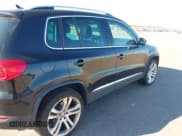 ✅ 2012 Volkswagen Tiguan S • VIN: WVGBV7AX7CW601126 • Lot: 43529356. Listed on IAAI with 173,952 mi. Free auction sales archive from the USA and detailed vehicle history report at DreamBid. Image 6.