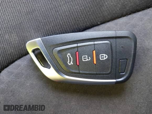 2016 Chevrolet Malibu LT with VIN 1G1ZE5ST7GF218255, listed as a IAAI auction lot 43072815 with 135,593 mi miles and . Bid and sale history available at DreamBid. Image 11.