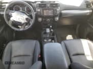 ✅ 2018 Toyota 4Runner SR5 Premium • VIN: JTEBU5JR6J5527225 • Лот: 62851005. Опубликован ранее на Copart с пробегом 76 046 миль. Бесплатный доступ к архиву аукционных продаж из США и подробный отчёт об истории автомобиля на DreamBid. Изображение 8.