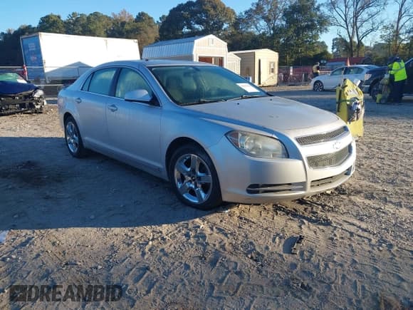 ✅ 2009 Chevrolet Malibu 1LT • VIN: 1G1ZH57B294109305 • Lot: 43502848. Wystawiony na IAAI z przebiegiem 293 758 mil. Bezpłatny archiwum sprzedaży aukcyjnych z USA i szczegółowy raport historii pojazdu na DreamBid. Zdjęcie 1.