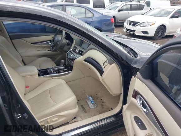 ✅ 2013 Infiniti M • VIN: JN1BY1AP9DM513719 • Лот: 41543165. Опубликован ранее на IAAI с пробегом 141 488 миль. Бесплатный доступ к архиву аукционных продаж из США и подробный отчёт об истории автомобиля на DreamBid. Изображение 5.