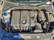 ✅ 2013 Volkswagen Passat S • VIN: 1VWAH7A39DC050041 • Лот: 93972095. Опубликован ранее на Copart с пробегом 365 455 миль. Бесплатный доступ к архиву аукционных продаж из США и подробный отчёт об истории автомобиля на DreamBid. Изображение 11.