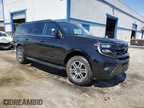 ✅ 2025 Ford Expedition Max Active • VIN: 1FMJK1J87SEA12544 • Lot: 58323735. Listed on Copart with 3,114 mi. Free auction sales archive from the USA and detailed vehicle history report at DreamBid. Image 4.