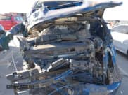 ✅ 2017 Chevrolet Silverado 2500HD Work Truck • VIN: 1GC1KUEY1HF191604 • Lot: 41229847. Wystawiony na IAAI z przebiegiem 90 103 mil. Bezpłatny archiwum sprzedaży aukcyjnych z USA i szczegółowy raport historii pojazdu na DreamBid. Zdjęcie 6.