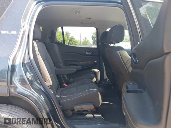 ✅ 2019 GMC Acadia SLE • VIN: 1GKKNLLS7KZ216651 • Лот: 42419362. Опубликован ранее на IAAI с пробегом 31 352 миль. Бесплатный доступ к архиву аукционных продаж из США и подробный отчёт об истории автомобиля на DreamBid. Изображение 8.