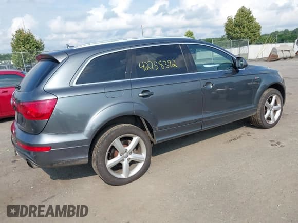 ✅ 2013 Audi Q7 S line Prestige • VIN: WA1DGAFE5DD001207 • Lot: 42758392. Wystawiony na IAAI z przebiegiem 148 094 mil. Bezpłatny archiwum sprzedaży aukcyjnych z USA i szczegółowy raport historii pojazdu na DreamBid. Zdjęcie 4.