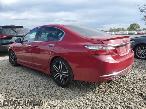✅ 2017 Honda Accord Sport • VIN: 1HGCR2F54HA192628 • Lot: 92478185. Wystawiony na Copart z przebiegiem 98 100 mil. Bezpłatny archiwum sprzedaży aukcyjnych z USA i szczegółowy raport historii pojazdu na DreamBid. Zdjęcie 2.