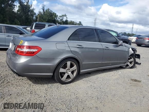 ✅ 2011 Mercedes-Benz E 350 Sport • VIN: WDDHF5GB3BA379357 • Lot: 81919795. Wystawiony na Copart z przebiegiem Nie podano. Bezpłatny archiwum sprzedaży aukcyjnych z USA i szczegółowy raport historii pojazdu na DreamBid. Zdjęcie 3.