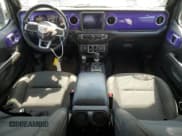 ✅ 2020 Jeep Wrangler Unlimited Sahara • VIN: 1C4HJXEM3LW336988 • Lot: 65573155. Listed on Copart with 92,556 mi. Free auction sales archive from the USA and detailed vehicle history report at DreamBid. Image 8.