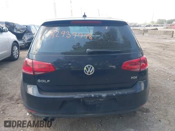 ✅ 2015 Volkswagen Golf S • VIN: 3VW2A7AU3FM013327 • Лот: 42939998. Опубликован ранее на IAAI с пробегом 145 476 миль. Бесплатный доступ к архиву аукционных продаж из США и подробный отчёт об истории автомобиля на DreamBid. Изображение 17.