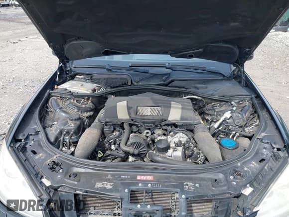 ✅ 2011 Mercedes-Benz S 400 • VIN: WDDNG9FB9BA366184 • Lot: 42295071. Wystawiony na IAAI z przebiegiem 100 370 mil. Bezpłatny archiwum sprzedaży aukcyjnych z USA i szczegółowy raport historii pojazdu na DreamBid. Zdjęcie 10.