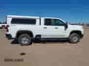 2020 Chevrolet Silverado 2500HD Work Truck z VIN 1GC2YLE71LF266041, wystawiony jako IAAI lot #42070288 z przebiegiem 158 606 mil mil oraz . Historia ofert i sprzedaży dostępna na DreamBid. Obrazek 13.