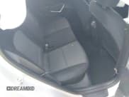 ✅ 2020 Kia Soul LX • VIN: KNDJ23AU1L7017273 • Lot: 43512083. Wystawiony na IAAI z przebiegiem 113 449 mil. Bezpłatny archiwum sprzedaży aukcyjnych z USA i szczegółowy raport historii pojazdu na DreamBid. Zdjęcie 8.