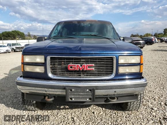 ✅ 1997 GMC Yukon • VIN: 3GKEK18R9VG511139 • Лот: 83805545. Опубликован ранее на Copart с пробегом 204 513 миль. Бесплатный доступ к архиву аукционных продаж из США и подробный отчёт об истории автомобиля на DreamBid. Изображение 5.
