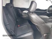 ✅ 2025 Jeep Grand Cherokee Altitude X • VIN: 1C4RJHAG5SC329244 • Lot: 43419689. Wystawiony na IAAI z przebiegiem 1 664 mil. Bezpłatny archiwum sprzedaży aukcyjnych z USA i szczegółowy raport historii pojazdu na DreamBid. Zdjęcie 8.