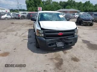 2008 Chevrolet Silverado 1500 Work Truck z VIN 1GCEC14CX8Z164130, wystawiony jako IAAI lot #42670382 z przebiegiem 182 130 mil mil oraz . Historia ofert i sprzedaży dostępna na DreamBid. Obrazek 1.