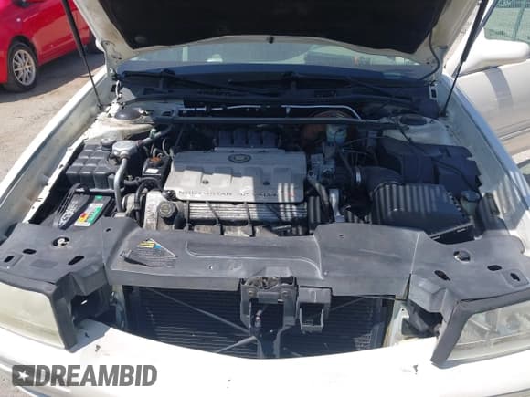 ✅ 1998 Cadillac DeVille • VIN: 1G6KD54Y7WU770095 • Lot: 42768681. Listed on IAAI with Not provided. Free auction sales archive from the USA and detailed vehicle history report at DreamBid. Image 10.