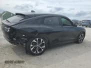 ✅ 2022 Ford Mustang Mach-E Premium • VIN: 3FMTK3R76NMA25865 • Lot: 80353635. Wystawiony na Copart z przebiegiem 66 971 mil. Bezpłatny archiwum sprzedaży aukcyjnych z USA i szczegółowy raport historii pojazdu na DreamBid. Zdjęcie 3.