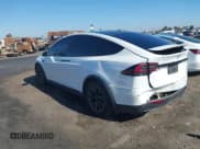 ✅ 2022 Tesla Model X • VIN: 7SAXCAE54NF362277 • Lot: 43643635. Wystawiony na IAAI z przebiegiem 53 073 mil. Bezpłatny archiwum sprzedaży aukcyjnych z USA i szczegółowy raport historii pojazdu na DreamBid. Zdjęcie 3.