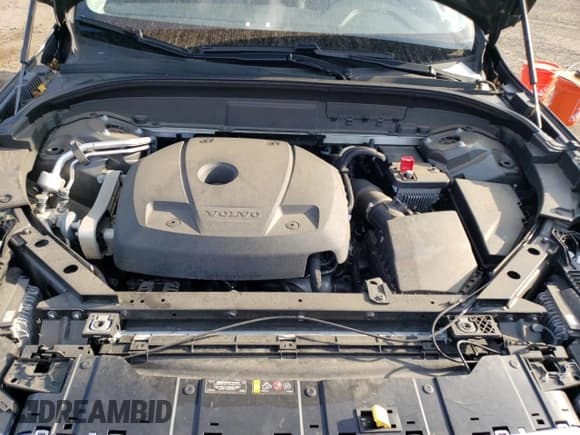 ✅ 2021 Volvo XC60 Momentum • VIN: YV4102RK9M1828324 • Lot: 71998845. Listed on Copart with 77,275 mi. Free auction sales archive from the USA and detailed vehicle history report at DreamBid. Image 12.